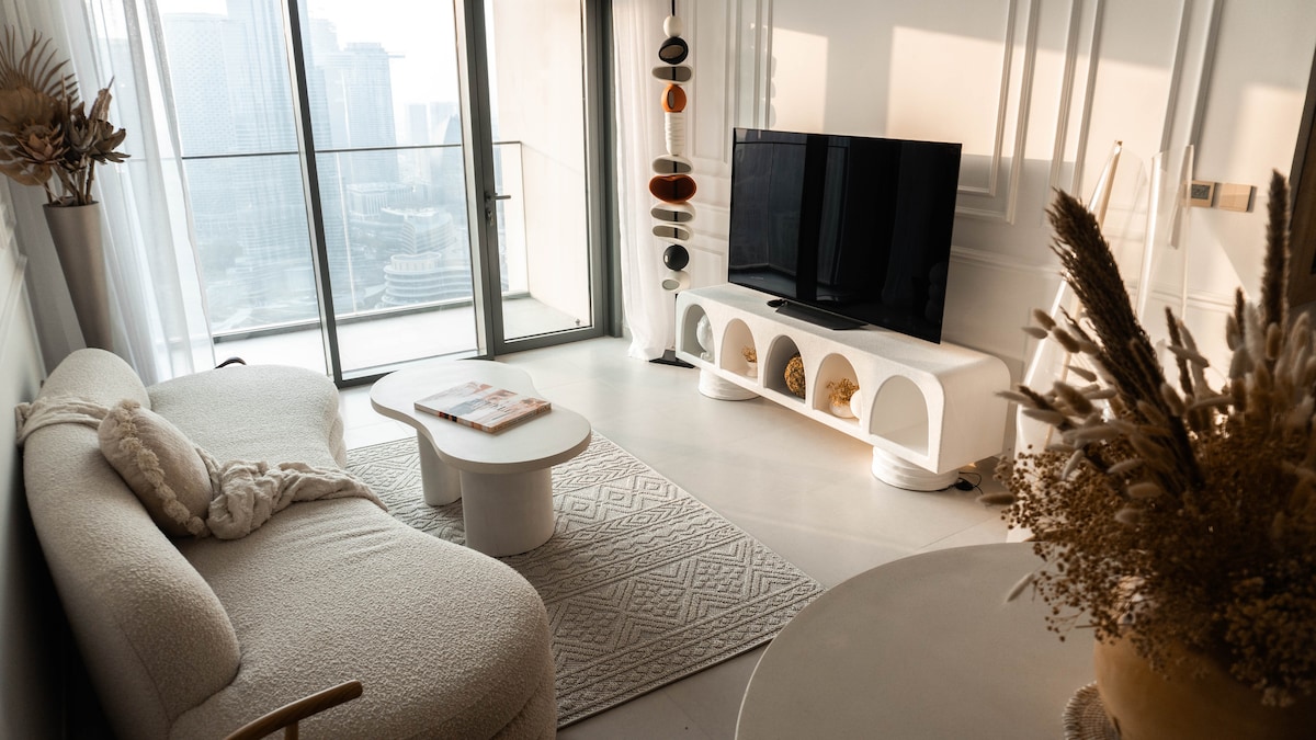 360° Burj Khalifa View 3BR+Study | Burj Royale