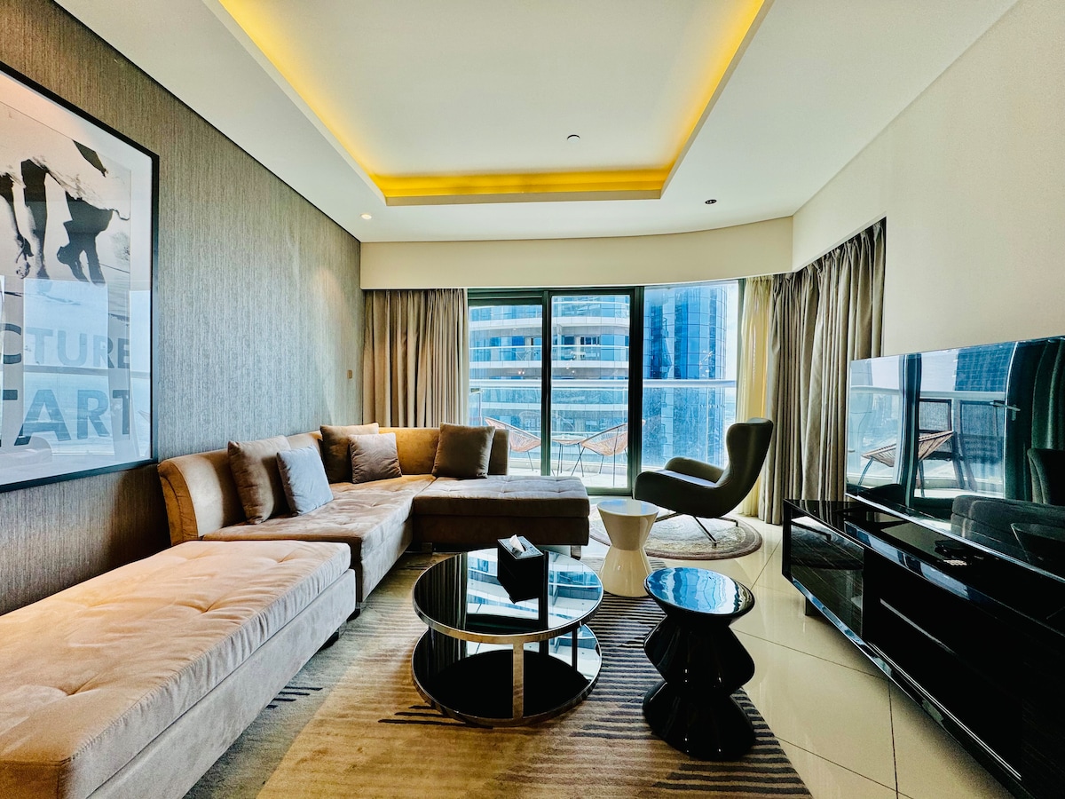 Iconic 3BR in Paramount Tower | Skyline Views